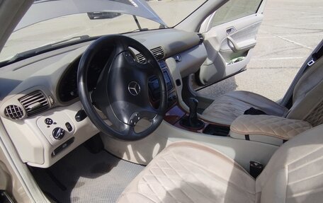 Mercedes-Benz C-Класс, 2003 год, 845 000 рублей, 1 фотография
