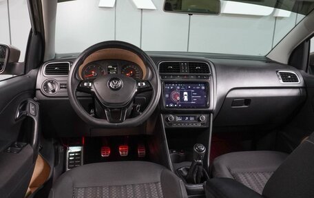 Volkswagen Polo VI (EU Market), 2015 год, 1 099 000 рублей, 6 фотография