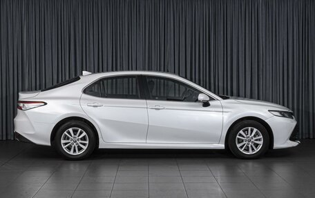 Toyota Camry, 2018 год, 2 300 000 рублей, 5 фотография