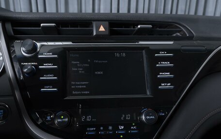Toyota Camry, 2018 год, 2 300 000 рублей, 14 фотография