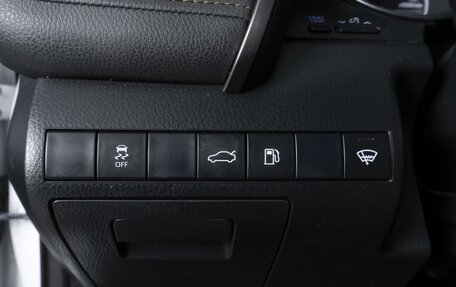 Toyota Camry, 2018 год, 2 300 000 рублей, 20 фотография