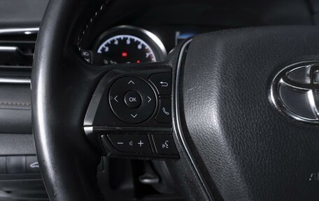 Toyota Camry, 2018 год, 2 300 000 рублей, 18 фотография