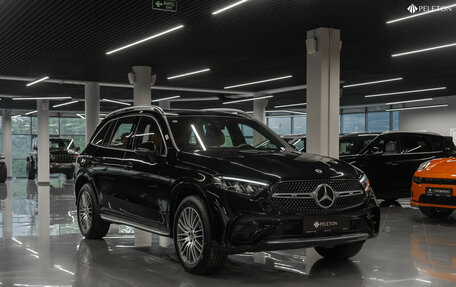 Mercedes-Benz GLC, 2024 год, 9 300 000 рублей, 2 фотография