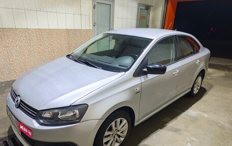 Volkswagen Polo VI (EU Market), 2013 год, 1 000 000 рублей, 1 фотография