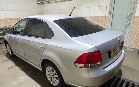Volkswagen Polo VI (EU Market), 2013 год, 1 000 000 рублей, 2 фотография