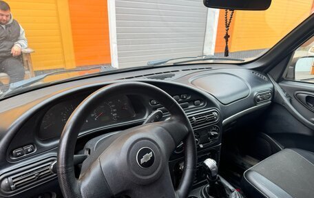 Chevrolet Niva I рестайлинг, 2010 год, 385 000 рублей, 10 фотография
