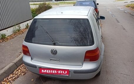 Volkswagen Golf IV, 1998 год, 260 000 рублей, 3 фотография