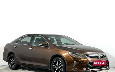 Toyota Camry, 2017 год, 2 097 000 рублей, 3 фотография