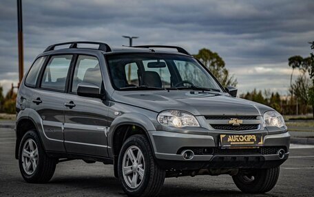Chevrolet Niva I рестайлинг, 2013 год, 610 000 рублей, 1 фотография