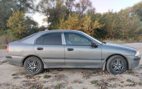 Mitsubishi Carisma I, 2003 год, 300 000 рублей, 4 фотография