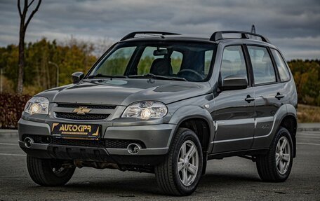 Chevrolet Niva I рестайлинг, 2013 год, 610 000 рублей, 4 фотография