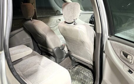 Nissan Tino, 2001 год, 210 000 рублей, 7 фотография
