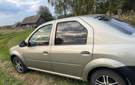 Renault Logan I, 2014 год, 540 000 рублей, 3 фотография