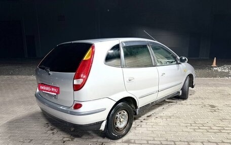 Nissan Tino, 2001 год, 210 000 рублей, 3 фотография