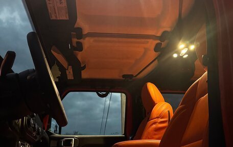 Jeep Wrangler, 2020 год, 3 800 000 рублей, 27 фотография