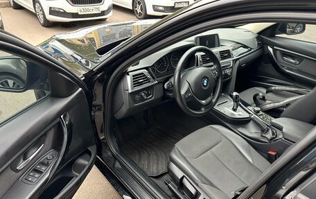 BMW 3 серия, 2017 год, 2 170 000 рублей, 4 фотография