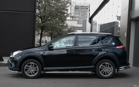 Toyota RAV4, 2017 год, 2 597 000 рублей, 8 фотография