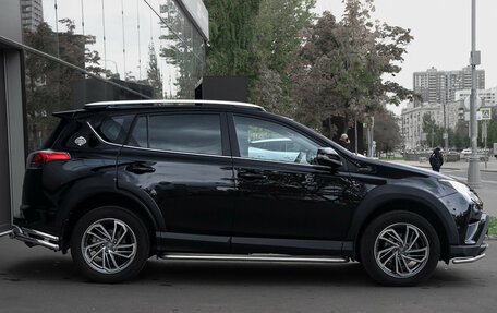Toyota RAV4, 2017 год, 2 597 000 рублей, 4 фотография