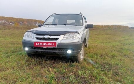 Chevrolet Niva I рестайлинг, 2014 год, 500 000 рублей, 3 фотография
