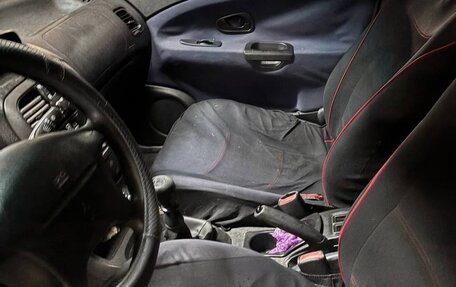 Mitsubishi Carisma I, 2003 год, 250 000 рублей, 5 фотография