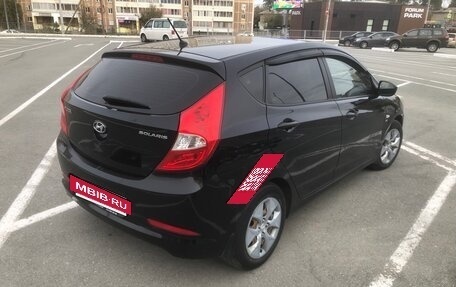 Hyundai Solaris II рестайлинг, 2015 год, 1 100 000 рублей, 3 фотография