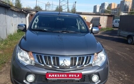 Mitsubishi L200 IV рестайлинг, 2016 год, 2 650 000 рублей, 2 фотография