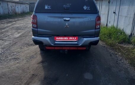 Mitsubishi L200 IV рестайлинг, 2016 год, 2 650 000 рублей, 7 фотография