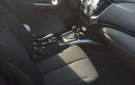 Mitsubishi L200 IV рестайлинг, 2016 год, 2 650 000 рублей, 17 фотография