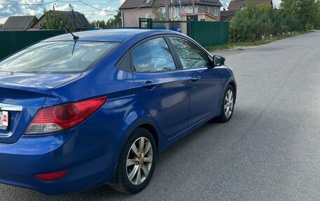Hyundai Solaris II рестайлинг, 2011 год, 540 000 рублей, 5 фотография