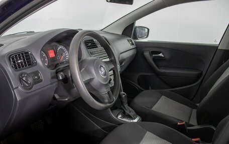 Volkswagen Polo VI (EU Market), 2012 год, 640 000 рублей, 10 фотография