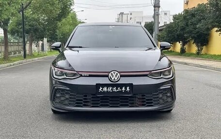 Volkswagen Golf GTI, 2023 год, 3 600 000 рублей, 2 фотография