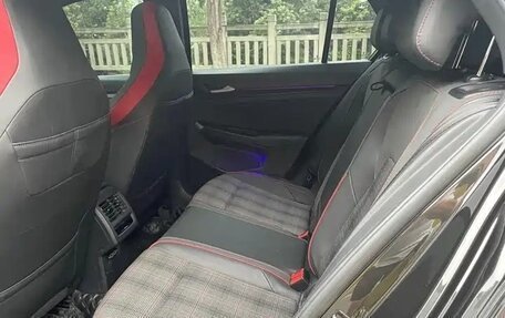 Volkswagen Golf GTI, 2023 год, 3 600 000 рублей, 10 фотография