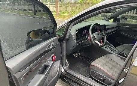 Volkswagen Golf GTI, 2023 год, 3 600 000 рублей, 8 фотография