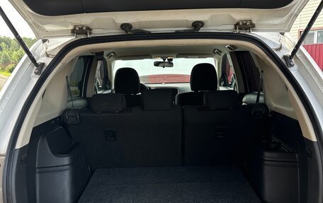Mitsubishi Outlander III рестайлинг 3, 2013 год, 1 400 000 рублей, 13 фотография