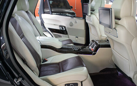 Land Rover Range Rover IV рестайлинг, 2017 год, 7 498 000 рублей, 12 фотография