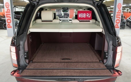 Land Rover Range Rover IV рестайлинг, 2017 год, 7 498 000 рублей, 10 фотография