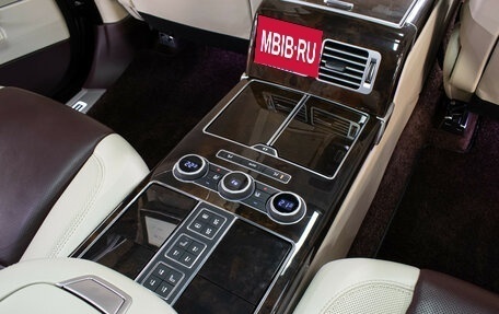 Land Rover Range Rover IV рестайлинг, 2017 год, 7 498 000 рублей, 30 фотография