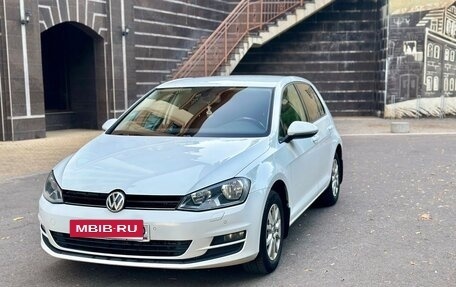 Volkswagen Golf VII, 2013 год, 810 000 рублей, 2 фотография
