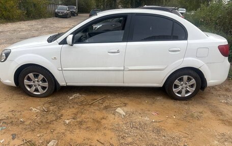 KIA Rio II, 2010 год, 550 000 рублей, 2 фотография