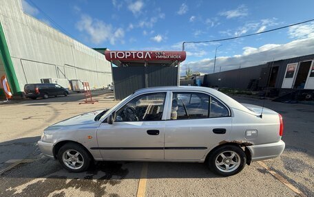 Hyundai Accent II, 2004 год, 300 000 рублей, 3 фотография