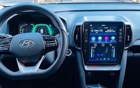 Hyundai ix35, 2023 год, 2 180 000 рублей, 10 фотография