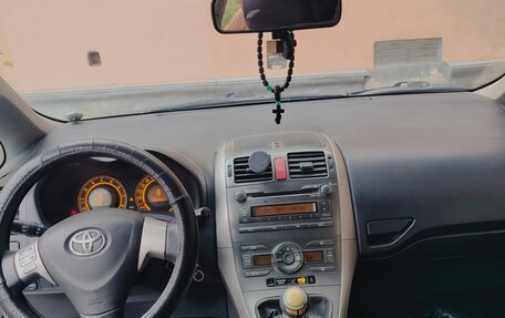 Toyota Auris II, 2008 год, 670 000 рублей, 4 фотография