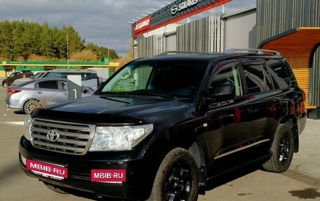 Toyota Land Cruiser 200, 2011 год, 3 090 000 рублей, 4 фотография