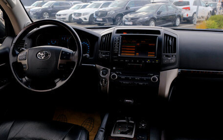 Toyota Land Cruiser 200, 2011 год, 3 090 000 рублей, 15 фотография