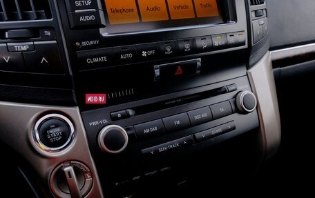 Toyota Land Cruiser 200, 2011 год, 3 090 000 рублей, 26 фотография