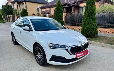 Skoda Octavia RS, 2021 год, 1 900 000 рублей, 6 фотография