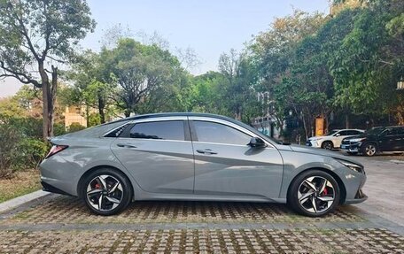 Hyundai Elantra, 2021 год, 1 370 000 рублей, 4 фотография