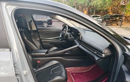 Hyundai Elantra, 2021 год, 1 370 000 рублей, 14 фотография