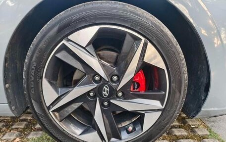 Hyundai Elantra, 2021 год, 1 370 000 рублей, 16 фотография