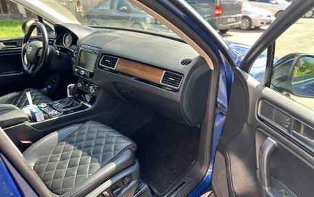 Volkswagen Touareg III, 2017 год, 3 750 000 рублей, 19 фотография